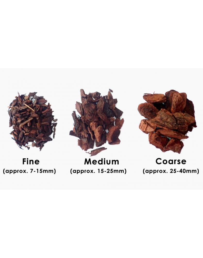 Different pine bark sizes for gardening